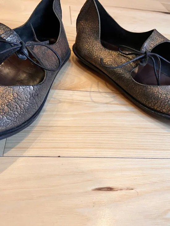 cydwoq Dust shoes, antique gold, size 37.5 - Picture 5 of 7